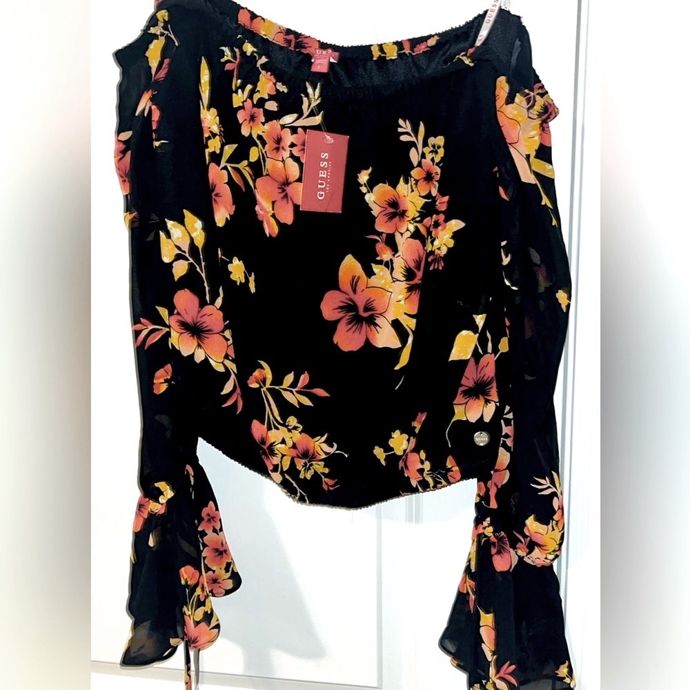 GUESS Top NWT